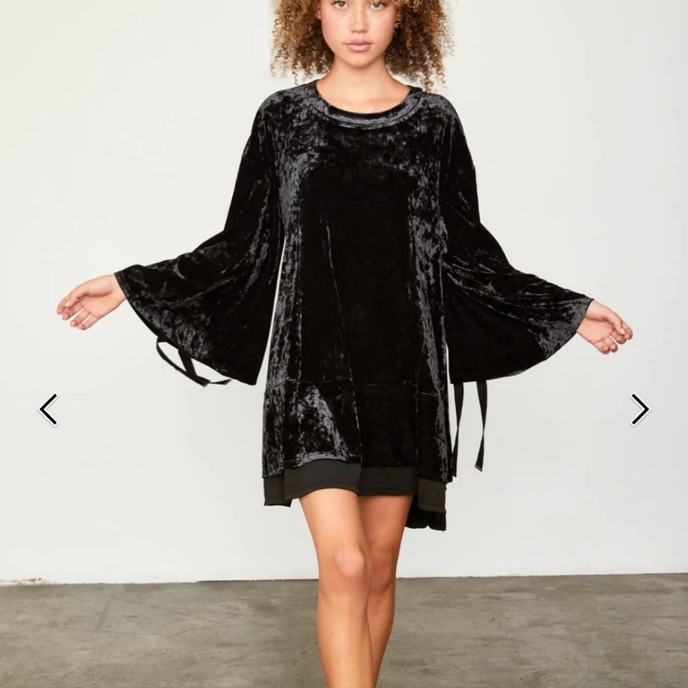 New crushed velvet dress